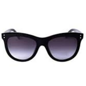 Gently Used Marc Jacobs sunglasses 👓